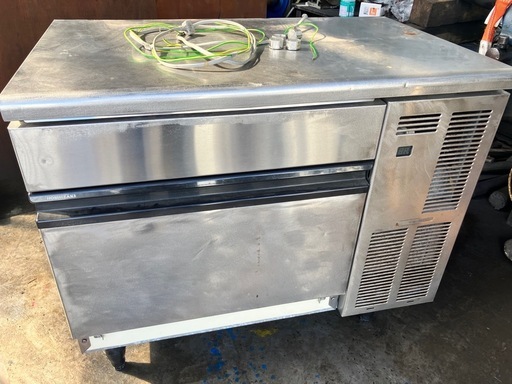 ホシザキ　業務用　
製氷機