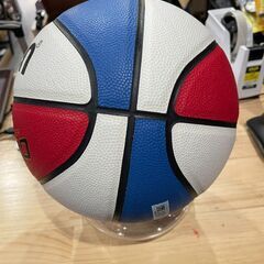 新品 モルテン molten バスケットボール 6号球 バスケ バスケット basketball b.leage Bリーグ B6C4000C バスケットボール6号球 JB4000　まとめ買い歓迎　卸ます　アマゾン引き上げ商品　倒産品　ネット商材　転売　卸し　問屋　転売OK　アマゾン　商品　景品　コンペの画像