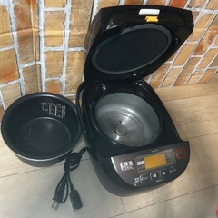 🎀ZOJIRUSHI🎀♦️極め炊き ブラウン♦️🌟象印🌟💕マイコン炊飯ジャー💕🔥3合炊き🔥❣️綺麗に清掃済み❣️✨すぐご使用可能✨の画像