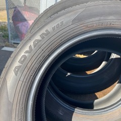 YOKOHAMA ADVAN V03 225/60R18 4本の画像