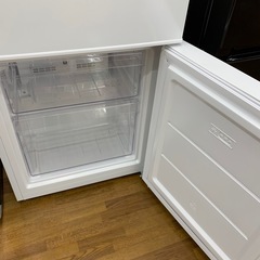 90分の無料軽トラック貸出サービス！【ニトリ】2ドア冷蔵庫（NTR-140WH）のご紹介です!の画像