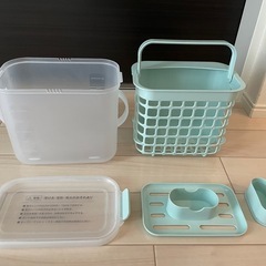 【無料】木製ベビーベッドの画像