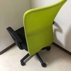 オフィスチェアの画像