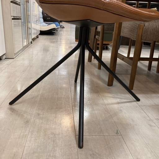 取りに来れる方限定！BoConcept(ボーコンセプト)のダイニングチェアーです！