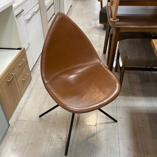 取りに来れる方限定！BoConcept(ボーコンセプト)のダイニングチェアーです！