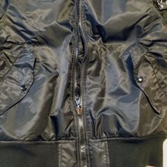 アウターウェア新品Mサイズの画像