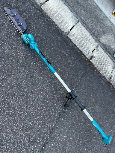 マキタ MUN301LDSF 充電式ポールバリカン ループハンドル （本体のみ）