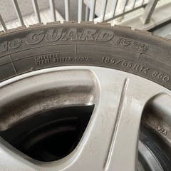 スタッドレスタイヤ4本セット　185/65R14/86Q　の画像