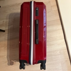 FIRA キャリーケースの画像