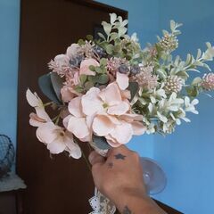 フェイクグリーン　フラワーアレンジメント　花束の画像