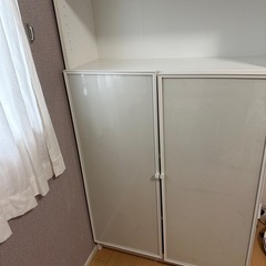 収納 シェルフ ラック 棚 BILLY ビリー / HÖGBO ホーグボー 本棚 ガラス扉付き, ホワイト, 80x30x202 cmの画像