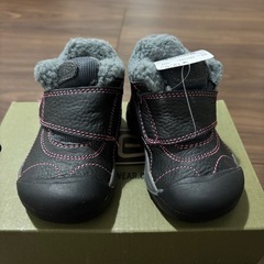 KEENベビー靴３点セットの画像