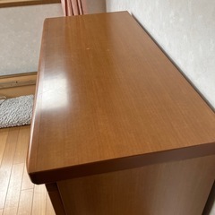 キャビネット 3段引き出し付きの画像