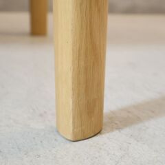 karimoku(カリモク家具)のオーク材を使用したダイニングテーブル/DU4820です。ナチュラルな質感とシンプルなデザインが魅力の食堂テーブルです♪北欧スタイルや和モダンにおススメ！の画像