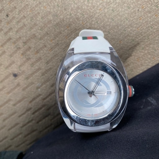 正規品GUCCIユニセックスウォッチYA137103Aメンズ