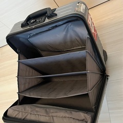 RIMOWAスーツケースの画像