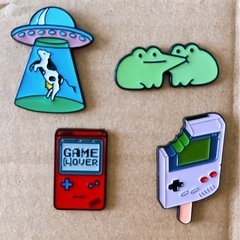 ピンバッジ 8種 まとめ売り ピンズの画像