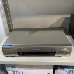 【ジモティー割】Panasonic VHSビデオデッキ　動作確認済み　（ID1389）の画像