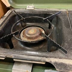 バーベQ IWATANI イワタニ フラットツイン（2口）ガスコンロ（家庭用　屋外用　キャンプ　災害時）動作確認済みの画像