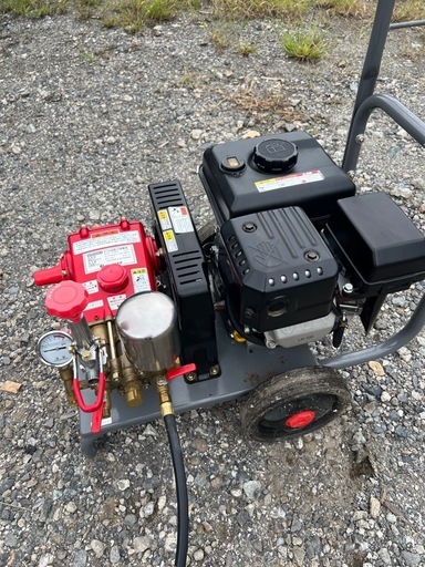 高圧洗浄機　三菱gb130 マリナカBT30セット