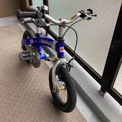 変身バイク　幼児・低学年用　自転車　ペダル付き　ブルー　へんしんバイクの画像