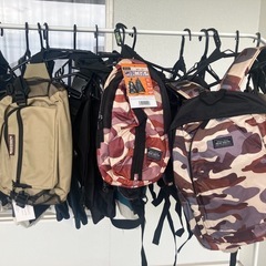 軒下販売⭐︎リュック・ボディバッグ・カバン　1つ500円の画像