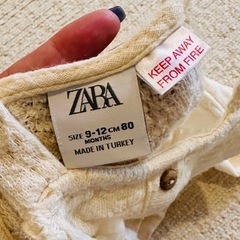 ZARAベビーキャミソールの画像