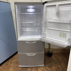 I506 🌈 ジモティー限定価格！ AQUA 冷蔵庫 (272L) 3ドア ⭐ 動作確認済 ⭐ クリーニング済の画像