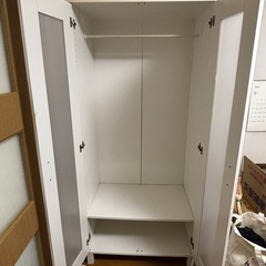 衣装たんすの画像