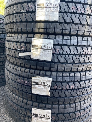 【お取引決まりました】【新品】BRIDGESTONE 195/80R15 25年製　冬タイヤ