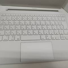 【美品】iPad Magic Keyboard Folio/10.9インチ(第10世代)/A2695/日本語配列〈MQDP3J/A〉の画像