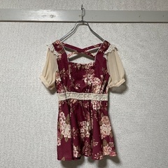 LIZLISA 花柄トップスの画像