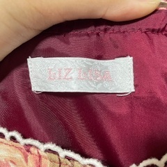 LIZLISA 花柄トップスの画像
