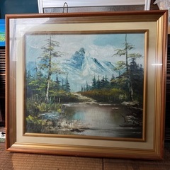大きくて綺麗な絵画の画像
