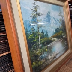 大きくて綺麗な絵画の画像
