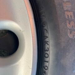 人気のVRX2 スタッドレス　155/65r14 4本セット　おまけ付きの画像