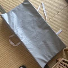 オムツ替えマット　未使用の画像
