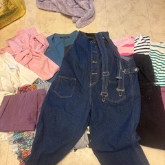 服つ詰め放題の画像