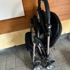 コンビ　ベビーカー　の画像