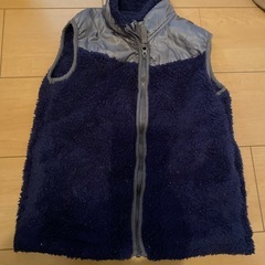 140  フリースベスト