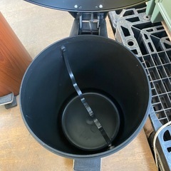 【ニトリ】ペダル式ゴミ箱小の画像