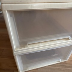 衣装ケース　汚れてますの画像