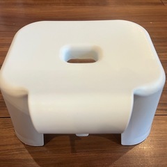 tower　子ども用バスルームチェアの画像