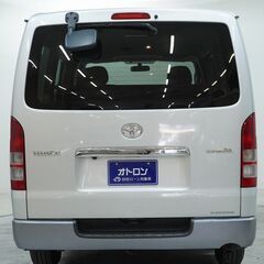 トヨタ　ハイエースバン　スーパーGLの画像