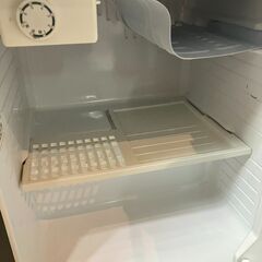 サイコロ型冷蔵庫 コンパクト冷蔵庫 第2の冷蔵庫 持ち運び便利 移動も楽楽冷蔵庫 2017年製の画像