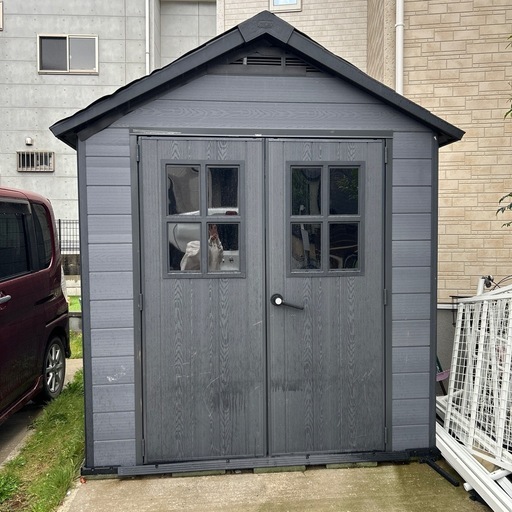 コストコ　倉庫　ガレージ