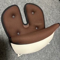 骨盤補助椅子の画像