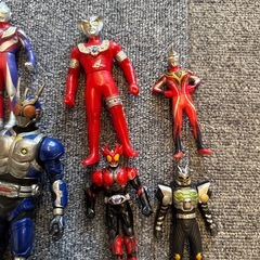 戦隊ヒーローまとめて17体の画像