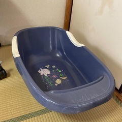 ベビーグッズ3点セット　バウンサー　バスチェア　ベビーバスの画像