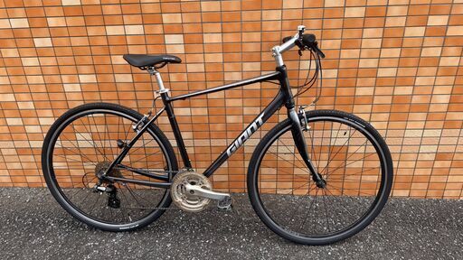 中古整備品　試乗できます！ ジャイアント クロスバイク エスケープR3 Mサイズ